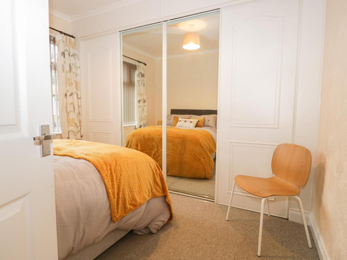 Villa Cosy Bee Morecambe Exterior foto